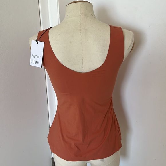 Knix Evolution Tank in Terracotta - Picture 5 of 7